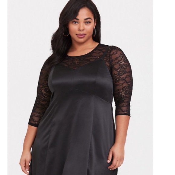 BLACK LACE ELBOW SLEEVE UNDER-IT-ALL CROP TOP - Picture 3 of 6